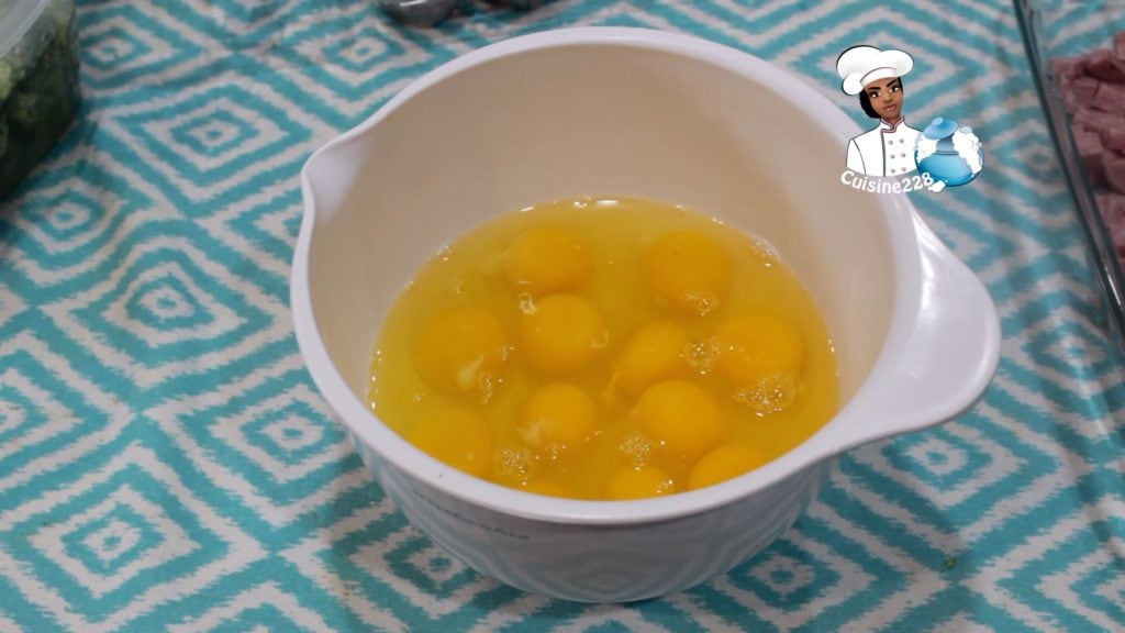 Broccoli, Ham and mozzarella baked with eggs Cuisine228